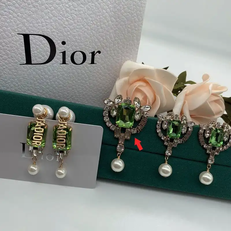 Dior Outlet J'Adior Brooch, Silver and Green Crystals with White Resin Pearls Gold 0124