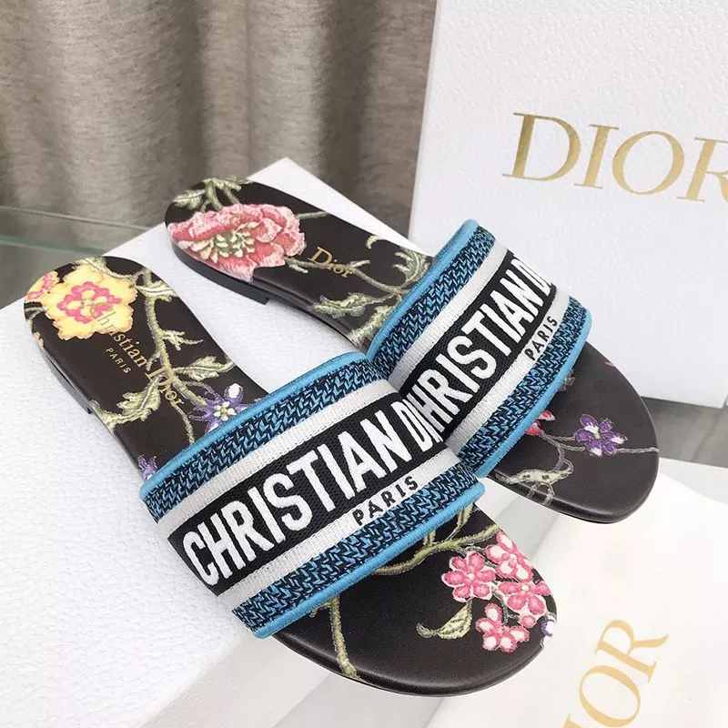 Dior Factory Outlet Christian Dior Dway Slides Women Petites Fleurs Motif Canvas Black 0116