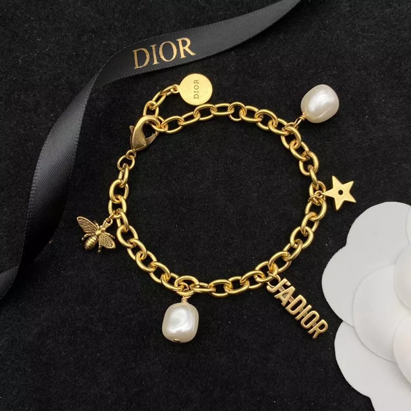 Cheap Dior Bag Dior J'ADIOR Bracelet Metal, White Resin Pearls Gold 0115