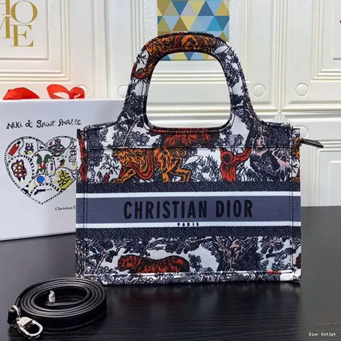 Dior Outlet Canvas Mini Dior Tote Book Motif Toile Tiger Jouy De 0224