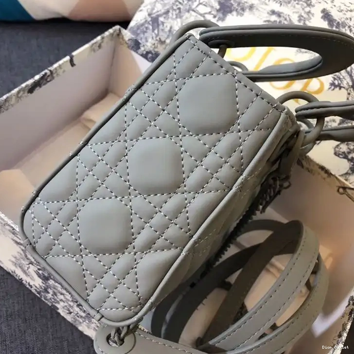 Dior Factory Outlet Bag Mini Ultramatte Grey Dior Calfskin Lady 0211