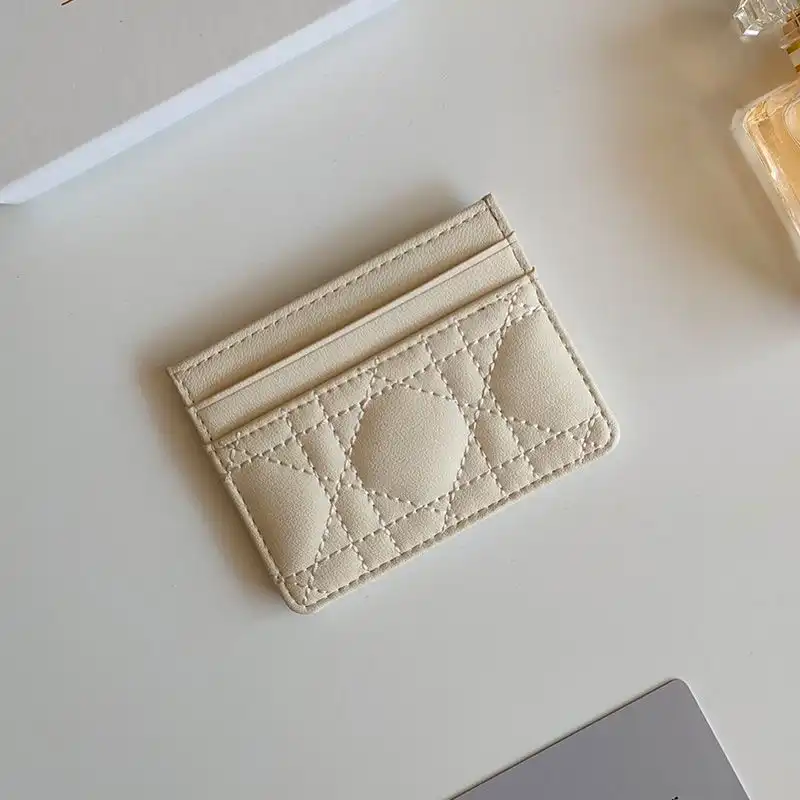 Dior Outlet Dior Card Holder Cannage Calfskin White 0201