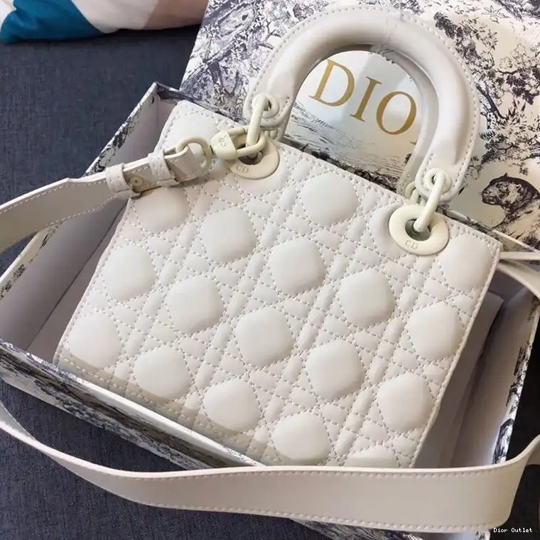 Cheap Dior Bag Bag Ultramatte Cannage My Calfskin Dior White ABCDior Lady 0211