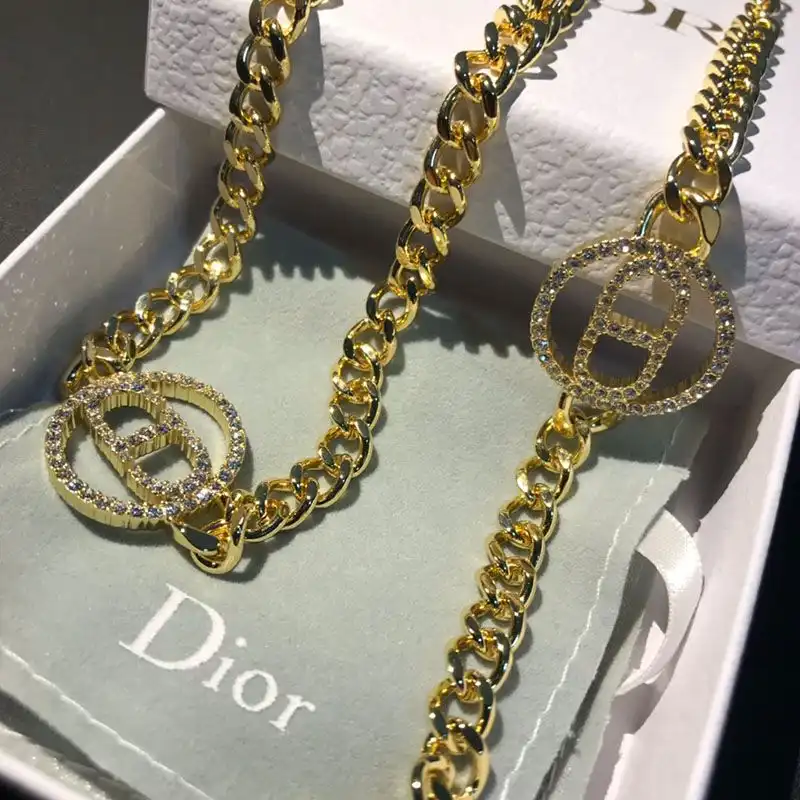 Dior Outlet Dior 30 Montaigne Necklace Metal And Silver Crystals Gold 0204